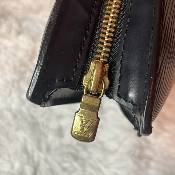 Louis Vuitton Vintage Black Epi Leather Saint Jacques Long Strap PM Tote Bag - Picture 4 of 16